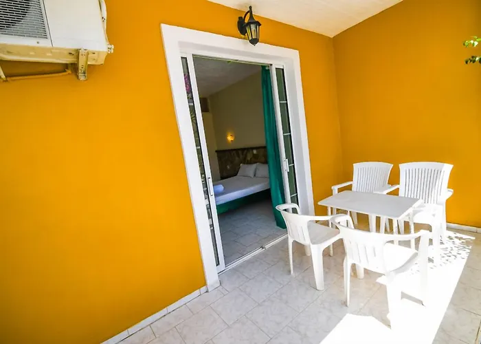 Vanessa Hotel